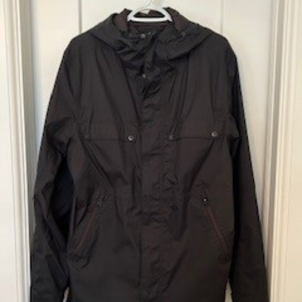 North Face Black light weight Parka - Size Large